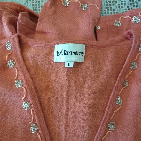 Mirrors, Peach/pink V-neck sweater with sequins and beads details - Picture 8 of 8